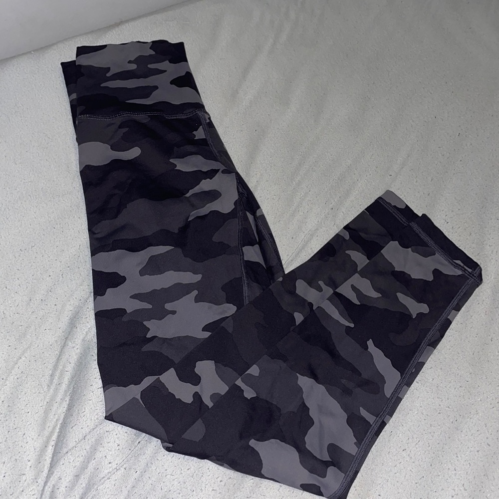 camo aerie leggings